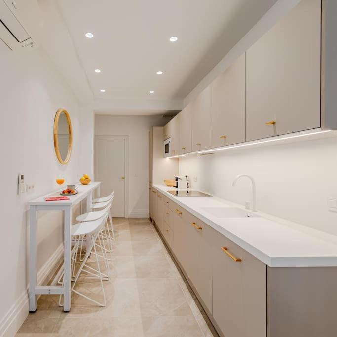 Apartament Isg O'donnell 2-3-free Parking Sewilla